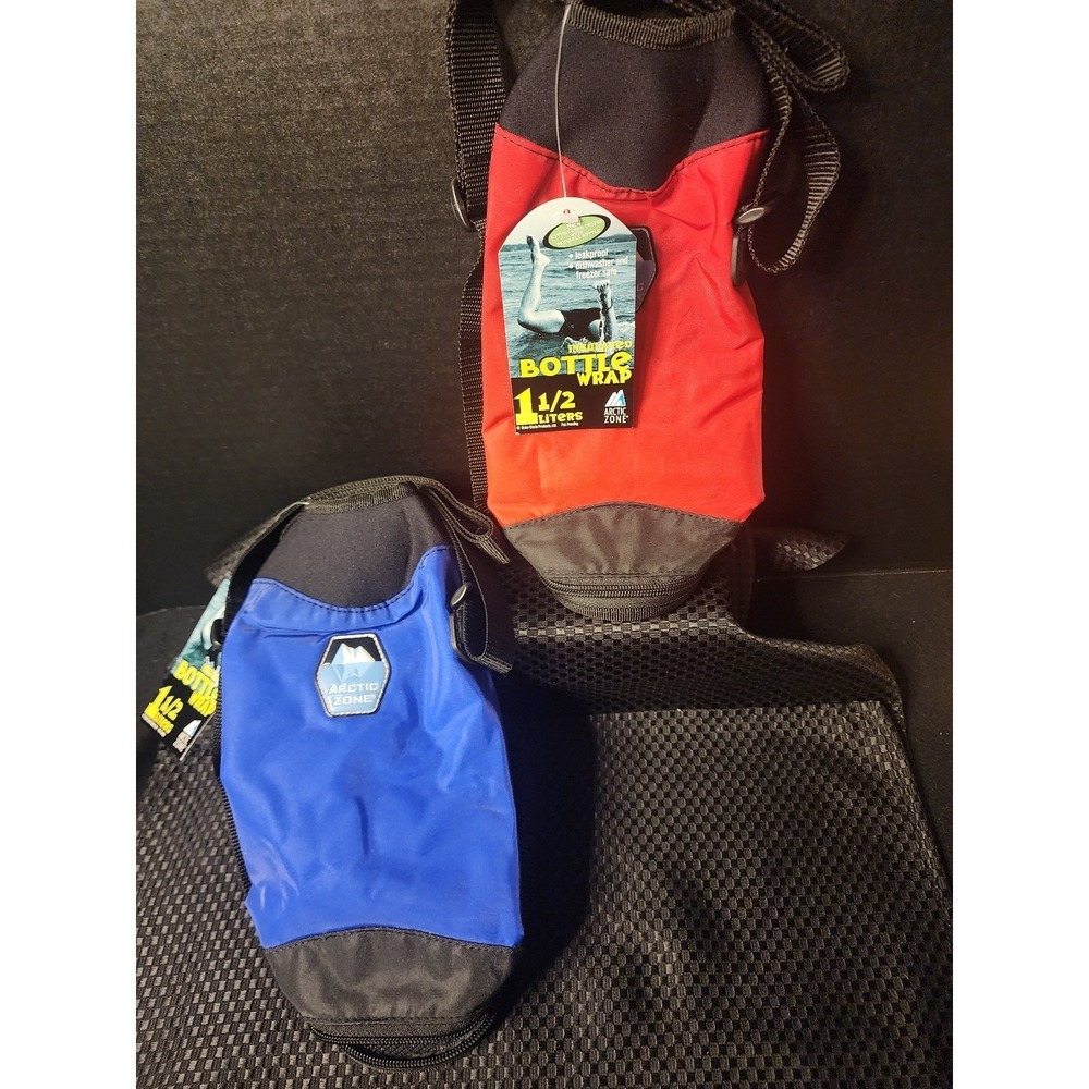 Artic Zone 2-Pack 1.5 Liter Bottle Wraps Zip Bottom Blue & Red NWT FRC